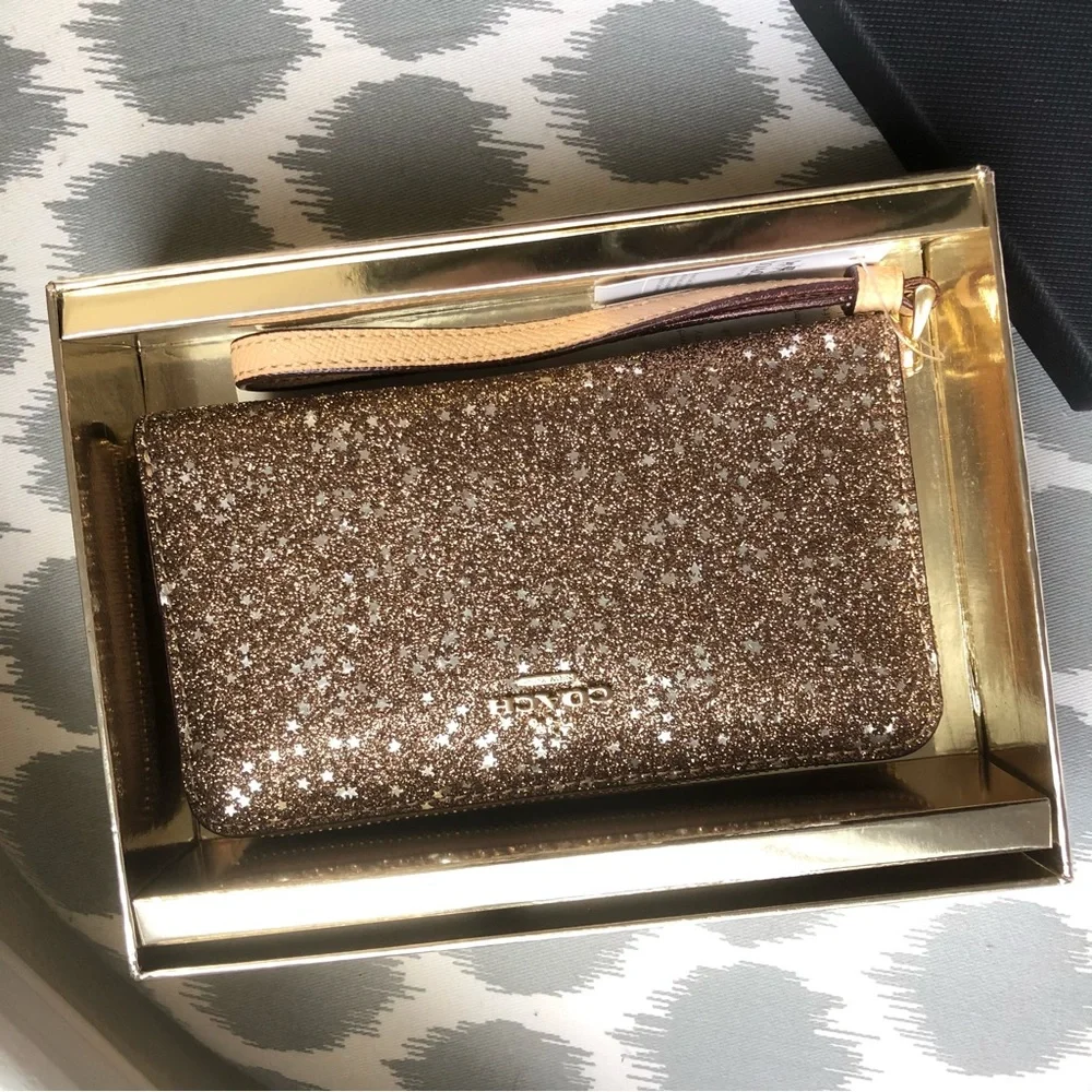 🤩💓 Coach wristlet wallet - Picture 2 of 9